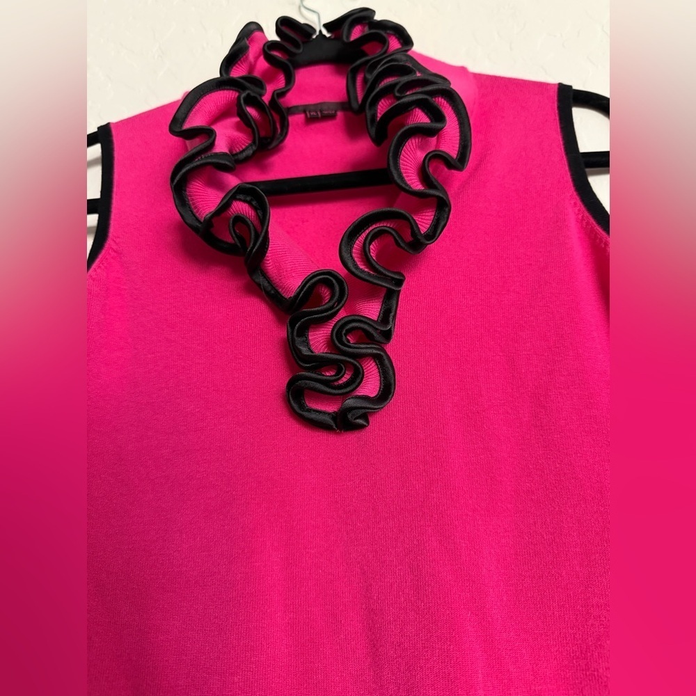 4/$20 - FONTANA Vtg Pink Sleeveless Top with Contrasting Black Trim - XL - Picture 3 of 4
